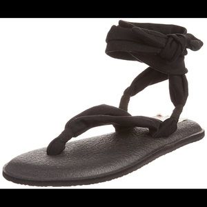 Sanuk gladiator yoga mat sandals